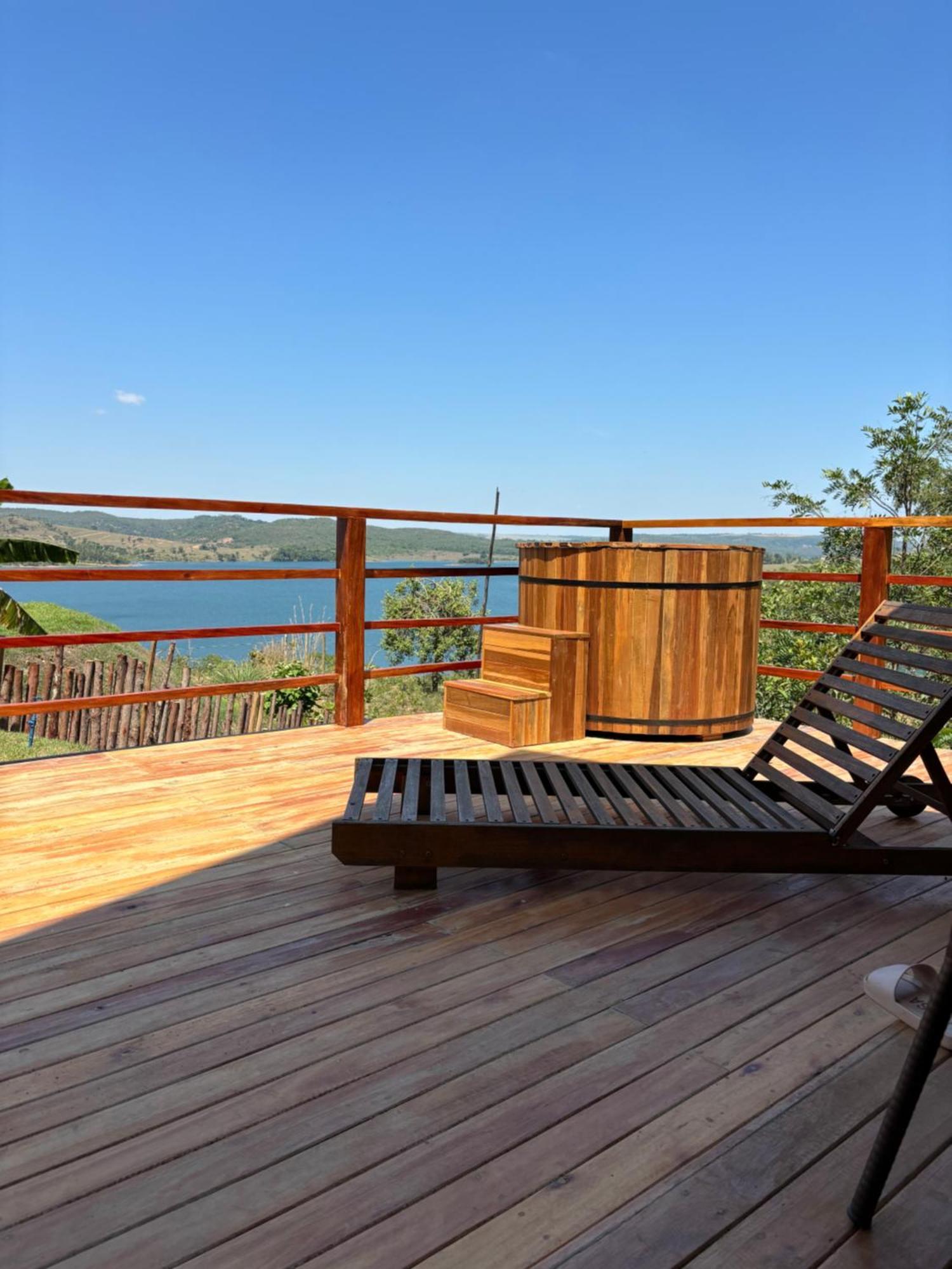 Chale Recanto - Ofuro, Banheira, Vista, Cachoeira E Lago Alexania Экстерьер фото